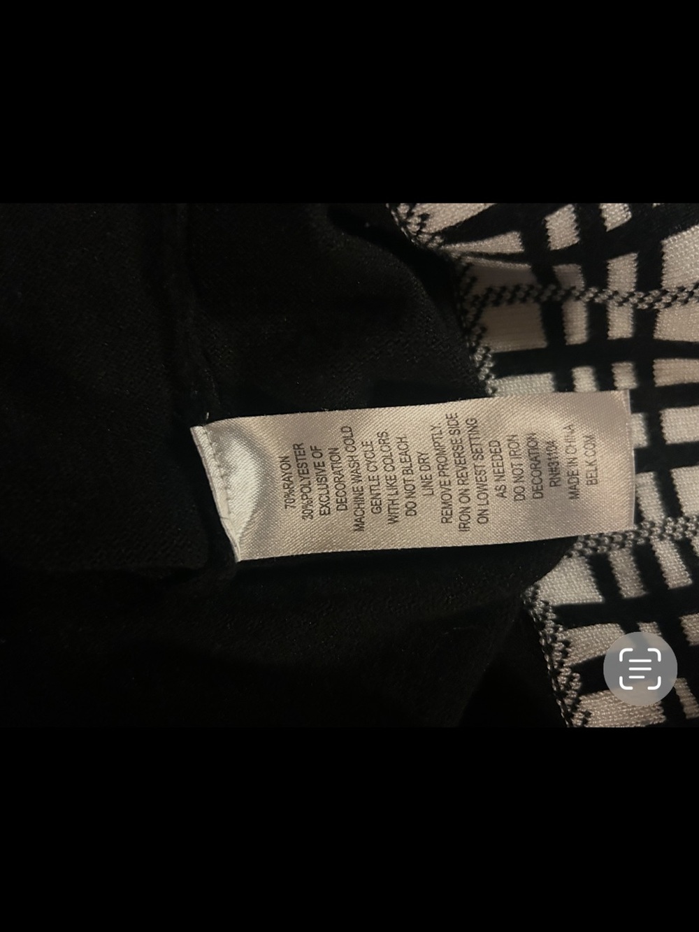 Kim Rogers Black & White Plaid Trim Tunic Top – 1X - Picture 7 of 7